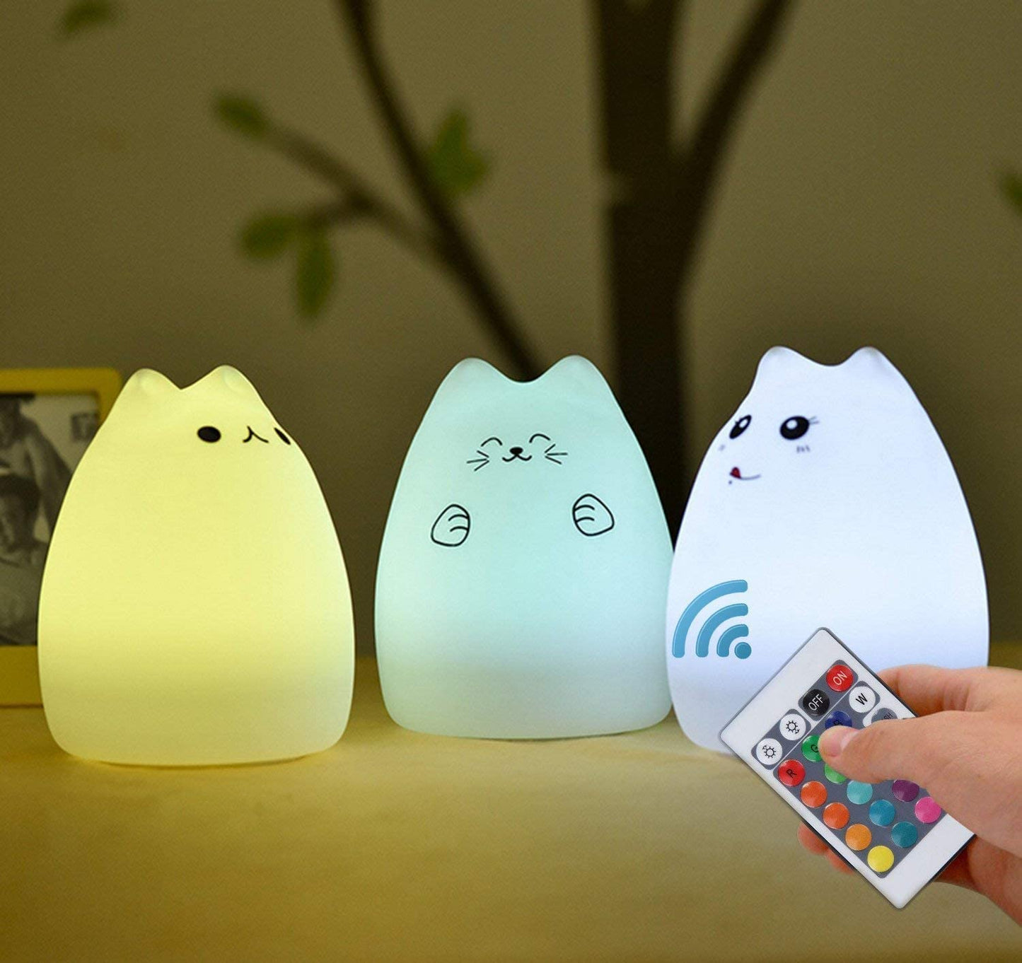 Tierna Lámpara Gato, Luz Nocturna de Silicona con Control Remoto para Niños, Bebés y Niñas Pequeñas, Recargable,  Blanca, Juego de 4 Piezas